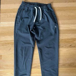 Vuori Joggers - Gray